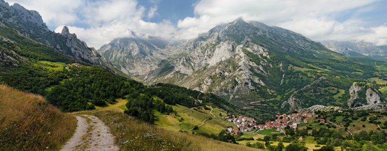 Sotres en los Picos de Europa