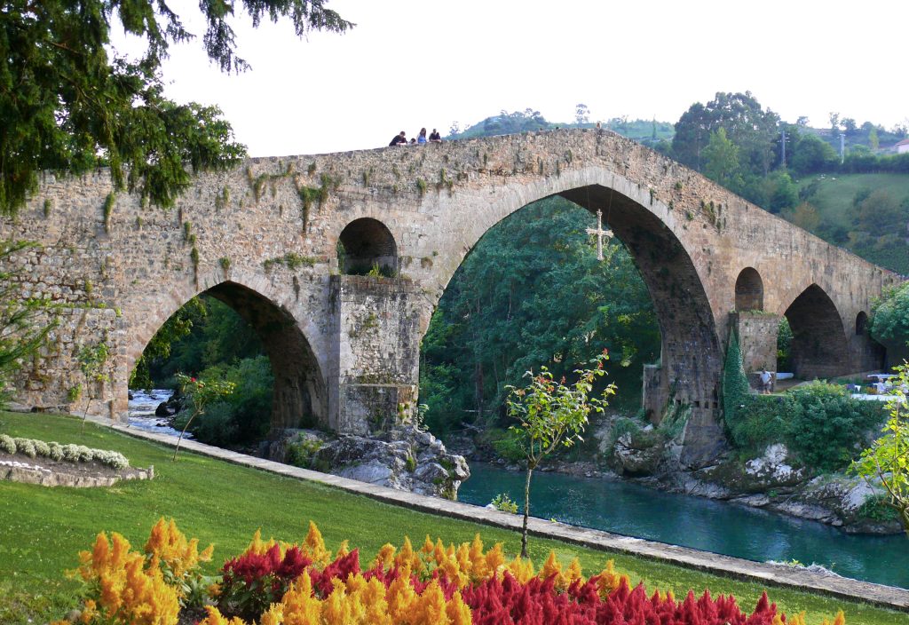 Cangas de Onís. Puente Romano